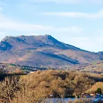 Maldaxka - Vue Sur Lac, Pays Basque * Saint-Pée-sur-Nivelle
